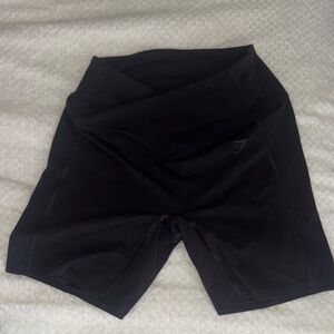 Black gymshark shorts